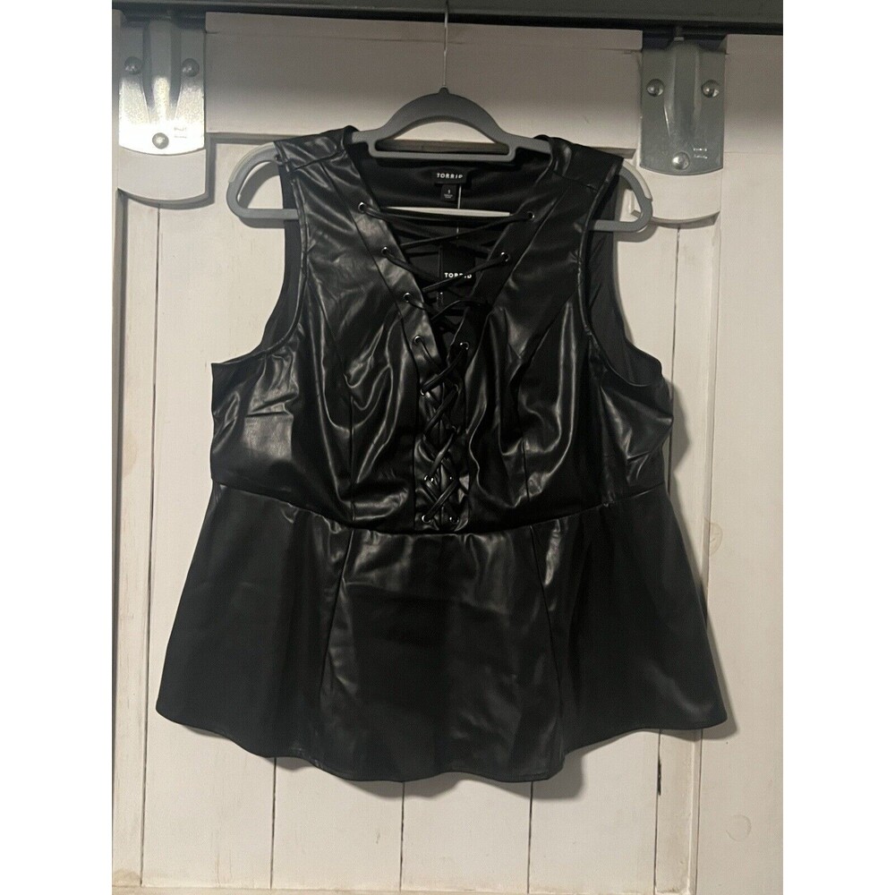 NWT Torrid Faux Leather Lace Up Top Black Peplum  1X 14/16 Sleeveless Whimsigoth